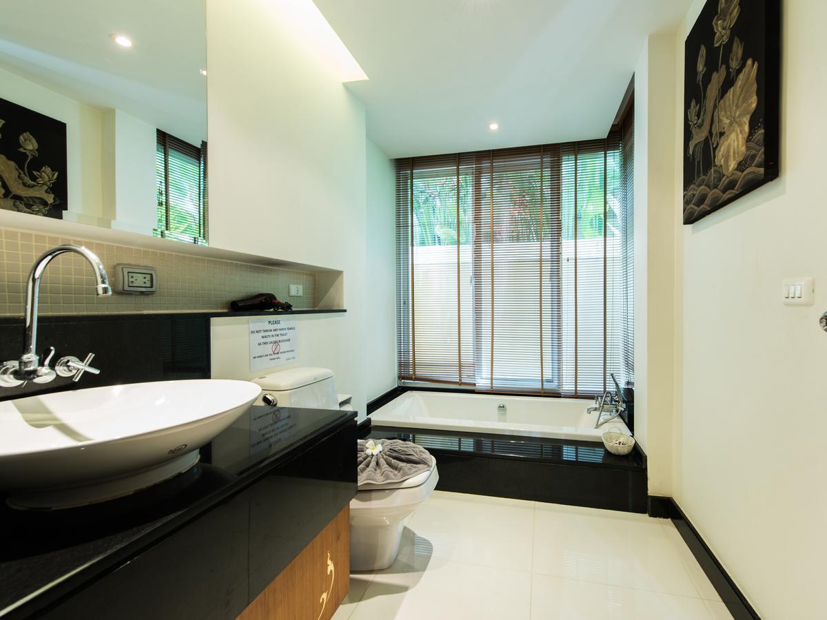 Kiara Villas Thalang Exteriör bild