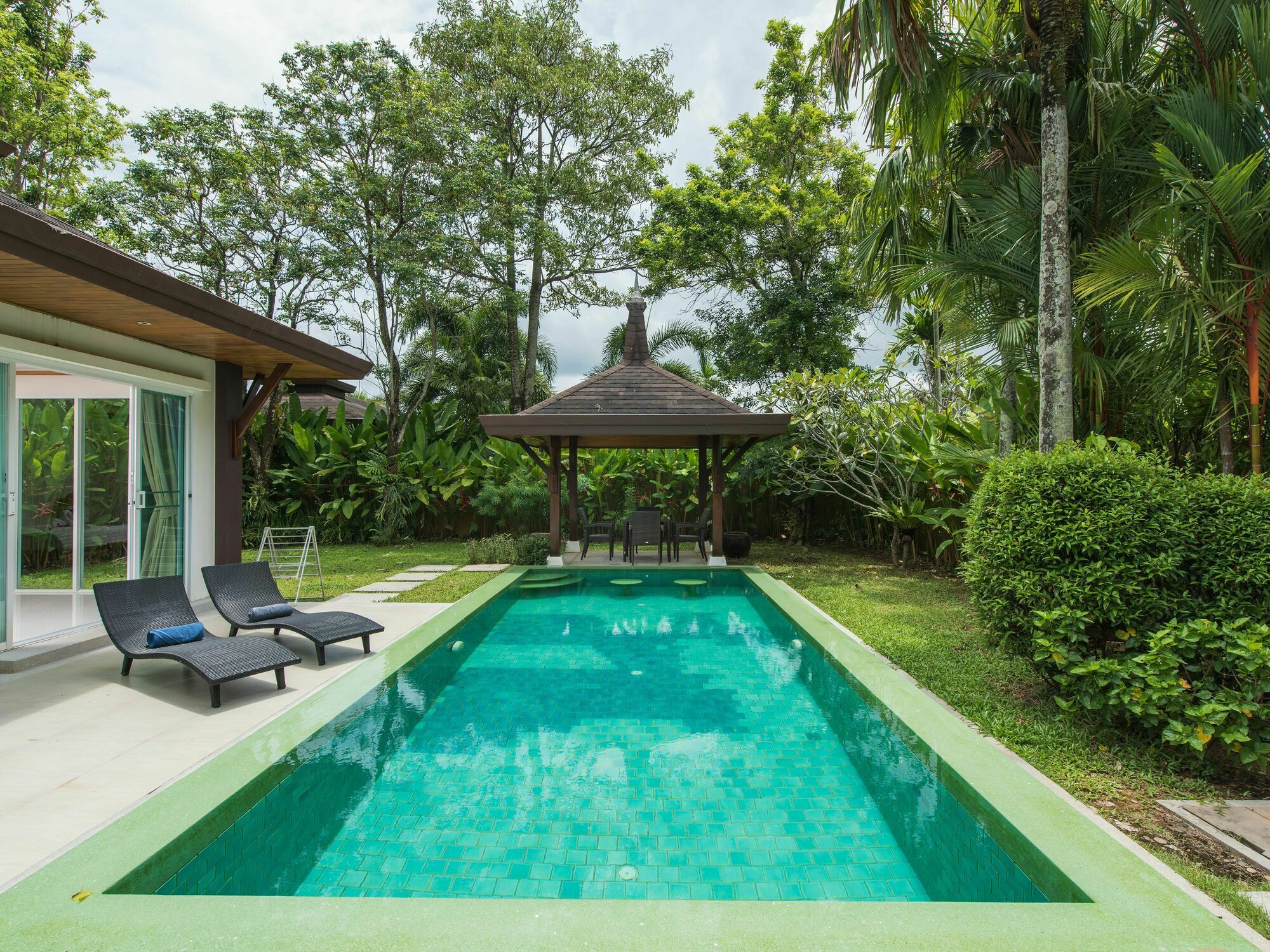 Kiara Villas Thalang Exteriör bild